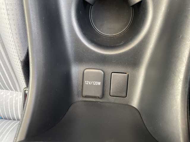 トヨタ プリウス S 愛知県 2018(平30)年 5.2万km スティールブロンドM 純正ナビ/純正アルミホイール/ＥＴＣ/フルセグ/CD DVD/Bluetooth/LEDヘッドライト/ドライブレコーダー/ステアリングスイッチ/スマートキー/プッシュスタート