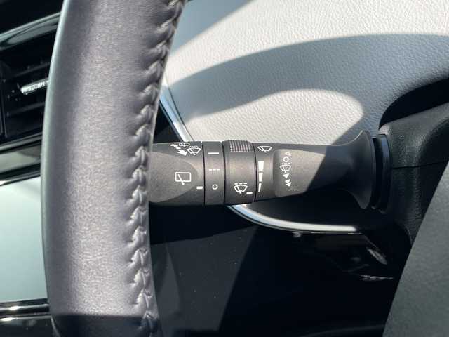 トヨタ プリウス S 愛知県 2018(平30)年 5.2万km スティールブロンドM 純正ナビ/純正アルミホイール/ＥＴＣ/フルセグ/CD DVD/Bluetooth/LEDヘッドライト/ドライブレコーダー/ステアリングスイッチ/スマートキー/プッシュスタート