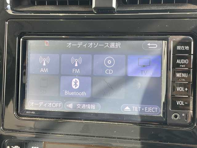 トヨタ プリウス S 愛知県 2018(平30)年 5.2万km スティールブロンドM 純正ナビ/純正アルミホイール/ＥＴＣ/フルセグ/CD DVD/Bluetooth/LEDヘッドライト/ドライブレコーダー/ステアリングスイッチ/スマートキー/プッシュスタート