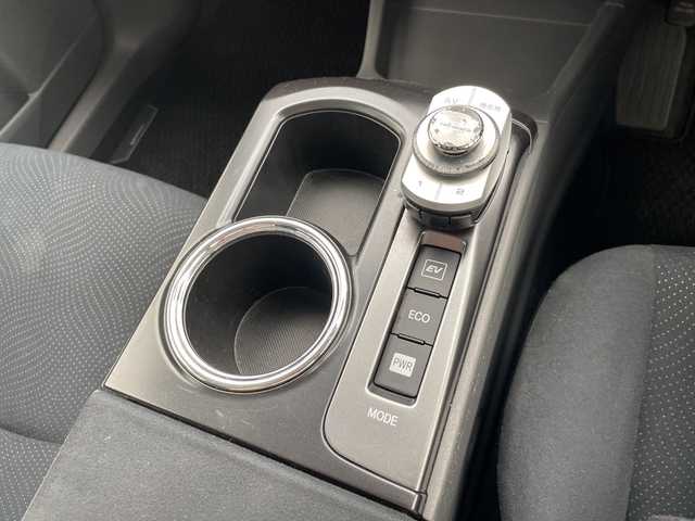 トヨタ プリウス α S チューンブラック 愛知県 2014(平26)年 6.1万km グレーメタリック SDナビ/バックカメラ/オートライト/ＥＴＣ/フルセグ/CD DVD/Bluetooth/ステアリングスイッチ/スマートキー/プッシュスタート