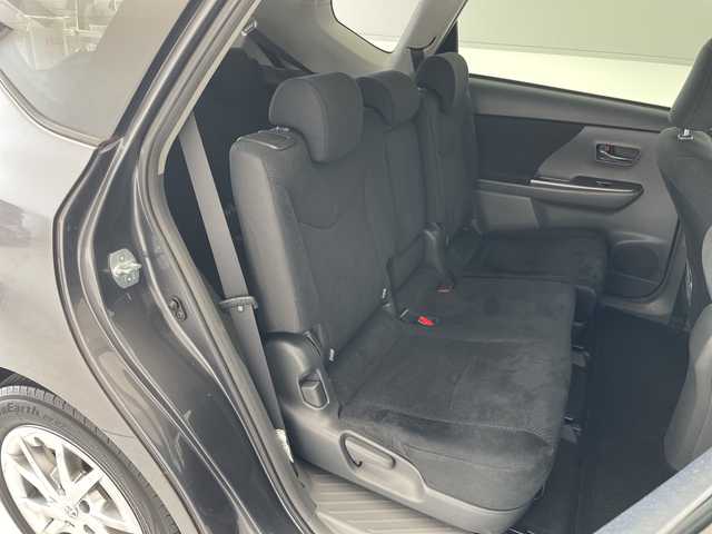 トヨタ プリウス α S チューンブラック 愛知県 2014(平26)年 6.1万km グレーメタリック SDナビ/バックカメラ/オートライト/ＥＴＣ/フルセグ/CD DVD/Bluetooth/ステアリングスイッチ/スマートキー/プッシュスタート