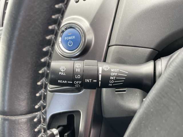 トヨタ プリウス α S チューンブラック 愛知県 2014(平26)年 6.1万km グレーメタリック SDナビ/バックカメラ/オートライト/ＥＴＣ/フルセグ/CD DVD/Bluetooth/ステアリングスイッチ/スマートキー/プッシュスタート