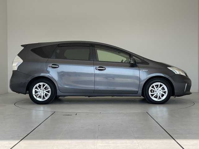 トヨタ プリウス α S チューンブラック 愛知県 2014(平26)年 6.1万km グレーメタリック SDナビ/バックカメラ/オートライト/ＥＴＣ/フルセグ/CD DVD/Bluetooth/ステアリングスイッチ/スマートキー/プッシュスタート