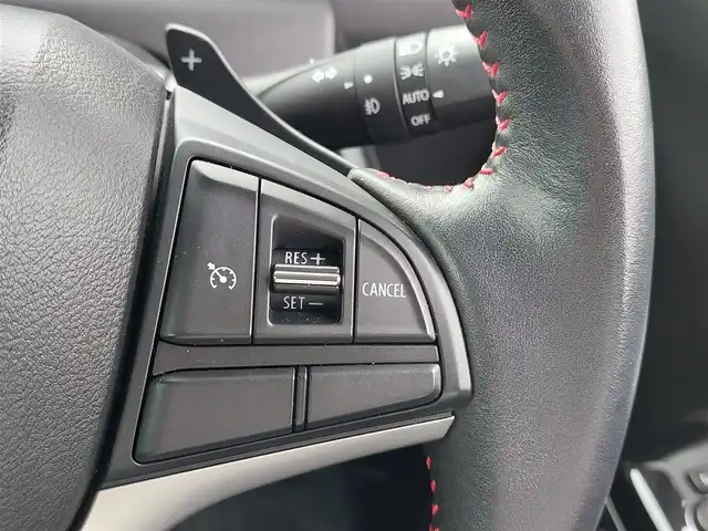 スズキ ワゴンＲ スティングレー HYBRID T 東京都 2018(平30)年 7.6万km ブルーイッシュブラックパール3 スズキセーフティサポート/・デュアルセンサーブレーキサポート/・車線逸脱警報機能/・先行車発進お知らせ機能/・誤発進抑制機能/・クルーズコントロール/・ヘッドアップディスプレイ/プッシュスタート/アイドリングストップ/パドルシフト/ストラーダナビ/フルセグTV/バックカメラ/ETC/前後ドライブレコーダー CS-91FH/運転席シートヒーター/LEDヘッドライト/オートライト/ドアバイザー/15インチ純正アルミホイール/スマートキー