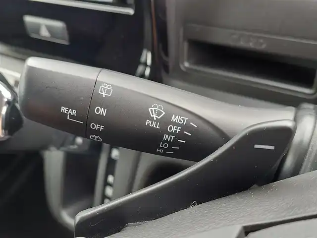 スズキ ワゴンＲ スティングレー HYBRID T 東京都 2018(平30)年 7.6万km ブルーイッシュブラックパール3 スズキセーフティサポート/・デュアルセンサーブレーキサポート/・車線逸脱警報機能/・先行車発進お知らせ機能/・誤発進抑制機能/・クルーズコントロール/・ヘッドアップディスプレイ/プッシュスタート/アイドリングストップ/パドルシフト/ストラーダナビ/フルセグTV/バックカメラ/ETC/前後ドライブレコーダー CS-91FH/運転席シートヒーター/LEDヘッドライト/オートライト/ドアバイザー/15インチ純正アルミホイール/スマートキー