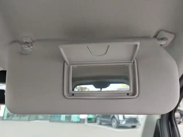 スズキ ワゴンＲ スティングレー HYBRID T 東京都 2018(平30)年 7.6万km ブルーイッシュブラックパール3 スズキセーフティサポート/・デュアルセンサーブレーキサポート/・車線逸脱警報機能/・先行車発進お知らせ機能/・誤発進抑制機能/・クルーズコントロール/・ヘッドアップディスプレイ/プッシュスタート/アイドリングストップ/パドルシフト/ストラーダナビ/フルセグTV/バックカメラ/ETC/前後ドライブレコーダー CS-91FH/運転席シートヒーター/LEDヘッドライト/オートライト/ドアバイザー/15インチ純正アルミホイール/スマートキー