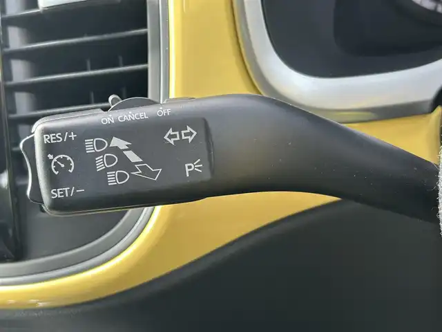 フォルクスワーゲン ザ・ビートル 福岡県 2015(平27)年 3.5万km 黄Ｍ クルーズコントロール　/純正ＳＤナビ　/バックカメラ　/Ｂｌｕｅｔｏｏｔｈ　/フルセグＴＶ　/ＨＩＤヘッドライト　/オートライト　/フロントフォグランプ/リアフォグランプ　/ドライブレコーダー/純正１６インチアルミホイール