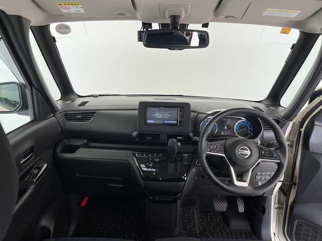 日産 ルークス HWS Gターボ プロパイロットED 愛知県 2020(令2)年 4.3万km フローズンバニラパール プロパイロット/SDナビ/後席モニター2台/両側パワースライドドア/レーダークルーズコントロール/バックカメラ/コーナーセンサー/純正アルミホイール/LEDヘッドライト/オートライト/ドライブレコーダー/ETC/衝突軽減システム/フルセグ/CD DVD/Bluetooth/ステアリングスイッチ/スマートキー/プッシュスタート