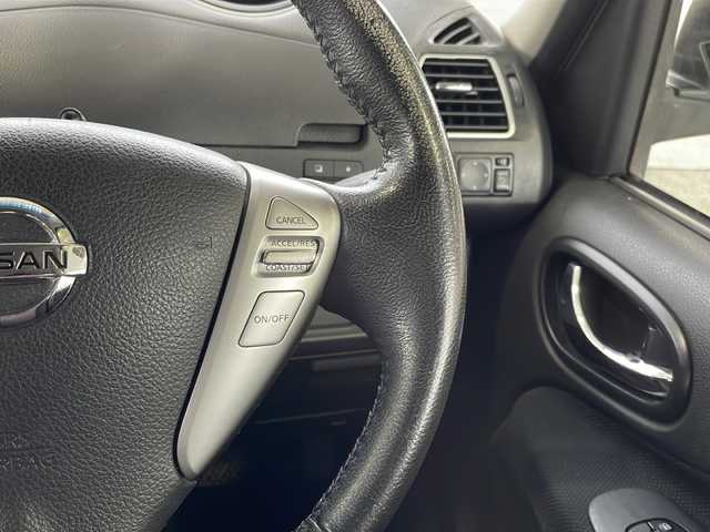 日産 セレナ ハイウェイスター Sハイブリッド 愛媛県 2014(平26)年 10.3万km ホワイト 社外メモリナビ /・Bluetooth接続/・CD/DVDS再生/・AM/FM/バックカメラ/ETC/両側パワースライドドア/3列シート/ウォークスルー/オートライト/車線逸脱警報/横滑り防止装置/スマートキー/スペアキー/プッシュスタート/保証書/取扱説明書