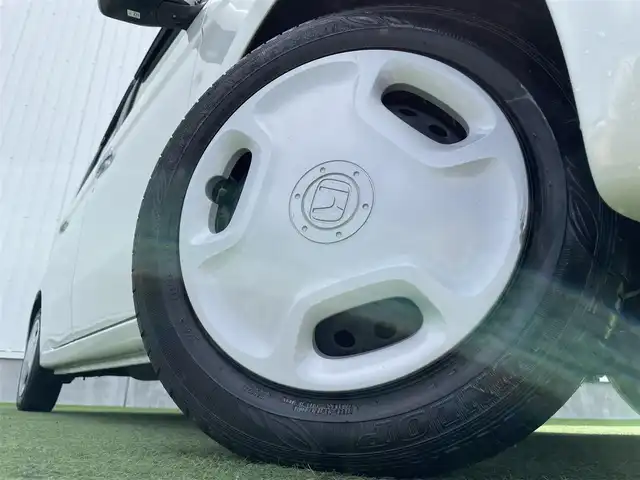 ホンダ Ｎ ＯＮＥ スタンダード L 香川県 2018(平30)年 2.6万km パール 登録時走行距離：25120km/ディーラー純正ナビ/　CD BT接続/バックカメラ/ビルトインETC/前後ドライブレコーダー/シティブレーキアシスト/HIDヘッドライト/オートライト/横滑り防止装置/ステアリングスイッチ/ベンチシート/シートリフター/プッシュスタート/スマートキー/スペアキー