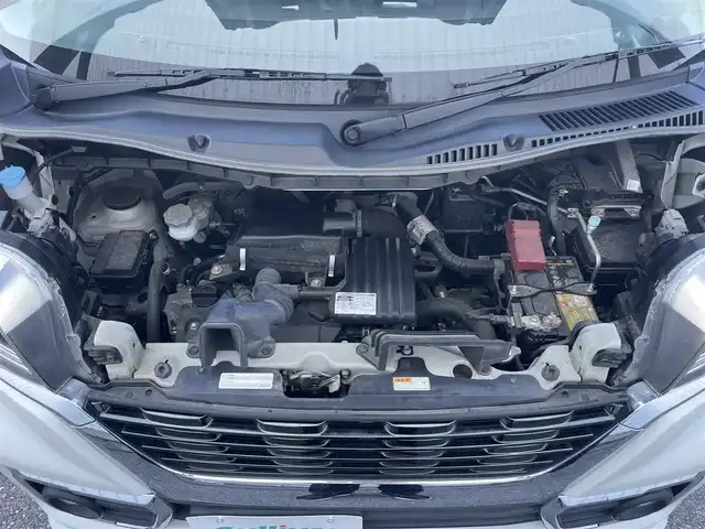 スズキ スペーシア カスタム HYBRID XS 滋賀県 2020(令2)年 3.3万km ピュアホワイトP 社外SDナビ/・CD/DVD/・Bluetooth/・フルセグTV/ステアリングスイッチ/革巻きステアリング/レーダークルーズコントロール/衝突軽減ブレーキ/車線逸脱警報/運転席シートヒーター/USB充電/LEDヘッドライト/フォグランプ/両側パワースライドドア