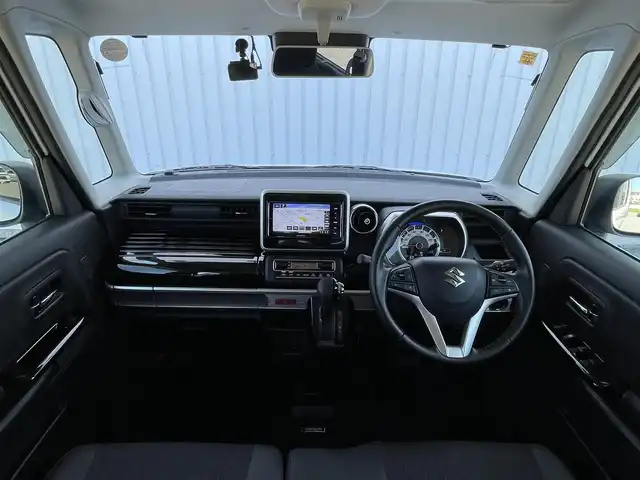 スズキ スペーシア カスタム HYBRID XS 滋賀県 2020(令2)年 3.3万km ピュアホワイトP 社外SDナビ/・CD/DVD/・Bluetooth/・フルセグTV/ステアリングスイッチ/革巻きステアリング/レーダークルーズコントロール/衝突軽減ブレーキ/車線逸脱警報/運転席シートヒーター/USB充電/LEDヘッドライト/フォグランプ/両側パワースライドドア