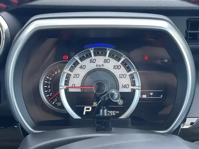 スズキ スペーシア カスタム HYBRID XS 滋賀県 2020(令2)年 3.3万km ピュアホワイトP 社外SDナビ/・CD/DVD/・Bluetooth/・フルセグTV/ステアリングスイッチ/革巻きステアリング/レーダークルーズコントロール/衝突軽減ブレーキ/車線逸脱警報/運転席シートヒーター/USB充電/LEDヘッドライト/フォグランプ/両側パワースライドドア