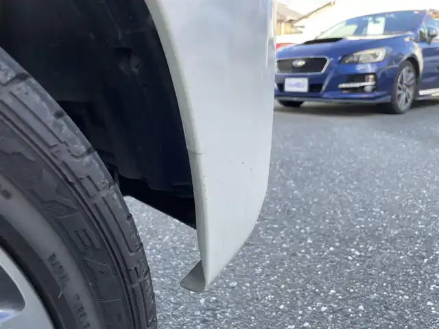 スズキ スペーシア カスタム XS 愛知県 2015(平27)年 6.5万km クリスタルホワイトP (株)IDOMが運営する【じしゃロン豊川店】の自社ローン専用車両になります。こちらは現金またはオートローンご利用時の価格です。自社ローンご希望の方は別途その旨お申付け下さい/社外SDナビ/（AM/FM/CD/DVD/ワンセグ）/バックカメラ/両側パワースライドドア /前後ドライブレコーダー/衝突被害軽減ブレーキ/レーンキープアシスト/運転席シートヒーター/オートライト/HIDヘッドライト/純正AW15インチ/ステアリングリモコン/ドアバイザー/フォグライト