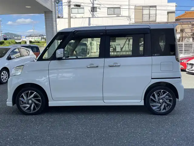 スズキ スペーシア カスタム XS 愛知県 2015(平27)年 6.5万km クリスタルホワイトP (株)IDOMが運営する【じしゃロン豊川店】の自社ローン専用車両になります。こちらは現金またはオートローンご利用時の価格です。自社ローンご希望の方は別途その旨お申付け下さい/社外SDナビ/（AM/FM/CD/DVD/ワンセグ）/バックカメラ/両側パワースライドドア /前後ドライブレコーダー/衝突被害軽減ブレーキ/レーンキープアシスト/運転席シートヒーター/オートライト/HIDヘッドライト/純正AW15インチ/ステアリングリモコン/ドアバイザー/フォグライト