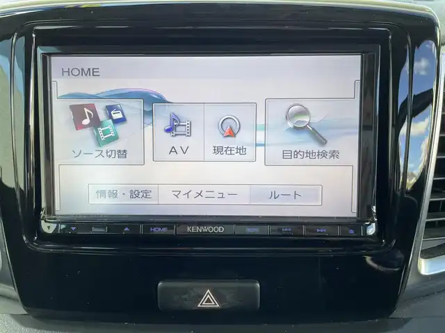 スズキ スペーシア カスタム XS 愛知県 2015(平27)年 6.5万km クリスタルホワイトP (株)IDOMが運営する【じしゃロン豊川店】の自社ローン専用車両になります。こちらは現金またはオートローンご利用時の価格です。自社ローンご希望の方は別途その旨お申付け下さい/社外SDナビ/（AM/FM/CD/DVD/ワンセグ）/バックカメラ/両側パワースライドドア /前後ドライブレコーダー/衝突被害軽減ブレーキ/レーンキープアシスト/運転席シートヒーター/オートライト/HIDヘッドライト/純正AW15インチ/ステアリングリモコン/ドアバイザー/フォグライト