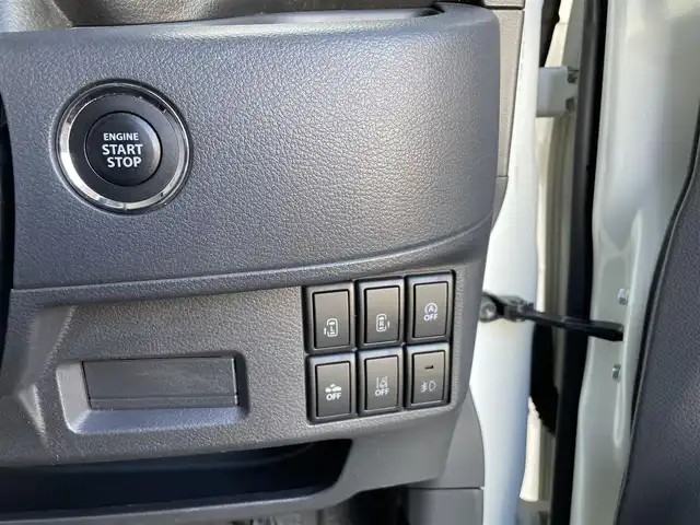 スズキ スペーシア カスタム XS 愛知県 2015(平27)年 6.5万km クリスタルホワイトP (株)IDOMが運営する【じしゃロン豊川店】の自社ローン専用車両になります。こちらは現金またはオートローンご利用時の価格です。自社ローンご希望の方は別途その旨お申付け下さい/社外SDナビ/（AM/FM/CD/DVD/ワンセグ）/バックカメラ/両側パワースライドドア /前後ドライブレコーダー/衝突被害軽減ブレーキ/レーンキープアシスト/運転席シートヒーター/オートライト/HIDヘッドライト/純正AW15インチ/ステアリングリモコン/ドアバイザー/フォグライト