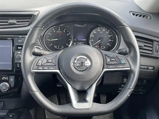 日産 エクストレイル 20Xi 道央・札幌 2020(令2)年 4.5万km シャイニングブルー ・４WD/・衝突軽減ブレーキ/・純正ナビ/　CD＆DVD＆BT＆TV/・全方位カメラ/・バックカメラ/・フロントカメラ/・サイドカメラ/・プロパイロット/・サンルーフ/・コーナーセンサー/・レーンキープアシスト/・シートヒーター/・デジタルインナーミラー/・ブラインドスポットモニター/・アイドリングストップ/・プッシュスタート/・スマートキー/・ダウンヒルアシスト/・ビルトインETC/・電動格納ミラー/・ルーフレール/・オートエアコン/・オートライト/・純正フロアマット/・ミラーヒーター/・ウィンカーミラー/・フォグライト/・LEDヘッドライト