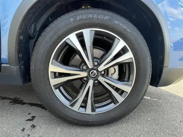 日産 エクストレイル 20Xi 道央・札幌 2020(令2)年 4.5万km シャイニングブルー ・４WD/・衝突軽減ブレーキ/・純正ナビ/　CD＆DVD＆BT＆TV/・全方位カメラ/・バックカメラ/・フロントカメラ/・サイドカメラ/・プロパイロット/・サンルーフ/・コーナーセンサー/・レーンキープアシスト/・シートヒーター/・デジタルインナーミラー/・ブラインドスポットモニター/・アイドリングストップ/・プッシュスタート/・スマートキー/・ダウンヒルアシスト/・ビルトインETC/・電動格納ミラー/・ルーフレール/・オートエアコン/・オートライト/・純正フロアマット/・ミラーヒーター/・ウィンカーミラー/・フォグライト/・LEDヘッドライト
