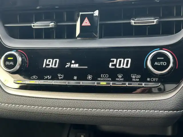 トヨタ カローラ スポーツ ハイブリッドG スタイルPKG 大阪府 2020(令2)年 4.8万km プラチナホワイトパールマイカ 純正8型ディスプレイオーディオ/バックカメラ/フルセグ/トヨタセーフティセンス/BBSアルミホイール/シートヒーター/ハーフレザーシート/ビルトインETC/LEDヘッドライト/電子パーキングブレーキ/スマートキー