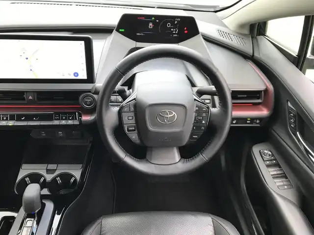 トヨタ プリウス Z 和歌山県 2023(令5)年 5.9万km アティチュードブラックマイカ 純正12.3型ディスプレイオーディオ/(TV/BT/AM/FM/AppleCarPlay/Miracast対応)/パワーバックドア/ビルトインETC2.0/レーダークルーズコントロール/クリアランスソナー/セーフティセンス/・プリクラッシュセーフティ/・レーンチェンジアシスト/・レーントレーシングアシスト/・レーンディパーチャーアラート/・パーキングアシスト/・オートマチックハイビーム/・ロードサインアシスト/・発進遅れ告知機能/・ブラインドスポットモニター/デジタルインナーミラー/LEDヘッドランプ/合皮巻きステアリング/ステアリングヒーター/前席シートヒーター/ベンチレーション/運転席メモリー付パワーシート/純正19インチアルミホイール/スマートエントリー/スタートシステム/スペアキーX1/保証書