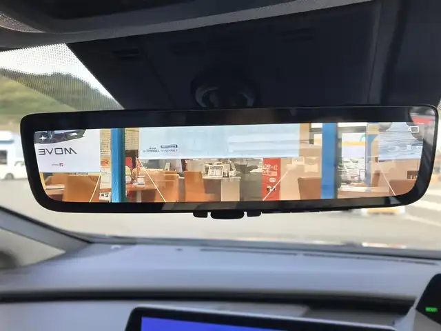 トヨタ プリウス Z 和歌山県 2023(令5)年 5.9万km アティチュードブラックマイカ 純正12.3型ディスプレイオーディオ/(TV/BT/AM/FM/AppleCarPlay/Miracast対応)/パワーバックドア/ビルトインETC2.0/レーダークルーズコントロール/クリアランスソナー/セーフティセンス/・プリクラッシュセーフティ/・レーンチェンジアシスト/・レーントレーシングアシスト/・レーンディパーチャーアラート/・パーキングアシスト/・オートマチックハイビーム/・ロードサインアシスト/・発進遅れ告知機能/・ブラインドスポットモニター/デジタルインナーミラー/LEDヘッドランプ/合皮巻きステアリング/ステアリングヒーター/前席シートヒーター/ベンチレーション/運転席メモリー付パワーシート/純正19インチアルミホイール/スマートエントリー/スタートシステム/スペアキーX1/保証書