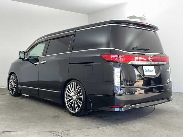 日産 エルグランド 250ハイウェイスター 兵庫県 2010(平22)年 5.3万km ファントムブラック ・純正ナビ/BT/CD/DVD/TV/・純正フリップダウンモニター/・ビルトインETC/・アラウンドビューモニター/・パワースライドドア/・ハーフレザーシート/・AC100V電源/・360°ドライブレコーダー/・ステアリングスイッチ/・社外車高調/・社外20インチアルミホイール/・HIDヘッドライト/・オートライト/・スマートキー/・プッシュスタート/・カーテンエアバッグ