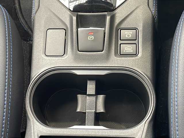 スバル ＸＶ ハイブリッド アドバンス 愛知県 2019(令1)年 4.1万km ラグーンブルーP /禁煙//ワンオーナー//純正メモリナビ　//フルセグ//CD/DVD/SD/BT/iPod/USB/AM/FM//サイドビューカメラ　//バックカメラ//ハーフレザー　//前席パワーシート//ドライブレコーダー　//ETC　//純正18AW//e-BOXER　//オートリトラミラー//LEDオートライト　//フォグランプ//革巻きステア　//ステアスイッチ　//パドルシフト//電子パーキング　//オートブレーキホールド//アイサイト　//BSM　//ACC　//RAB　//PCS　//LKA//AT誤発進抑制制御　//AT誤後進抑制制御//クリアランスソナー　//X-MODE　//ルーフレール//スマートキー　//純正フロアマット/ドアバイザー//保証書　//取説　//記録簿　//スペアキー