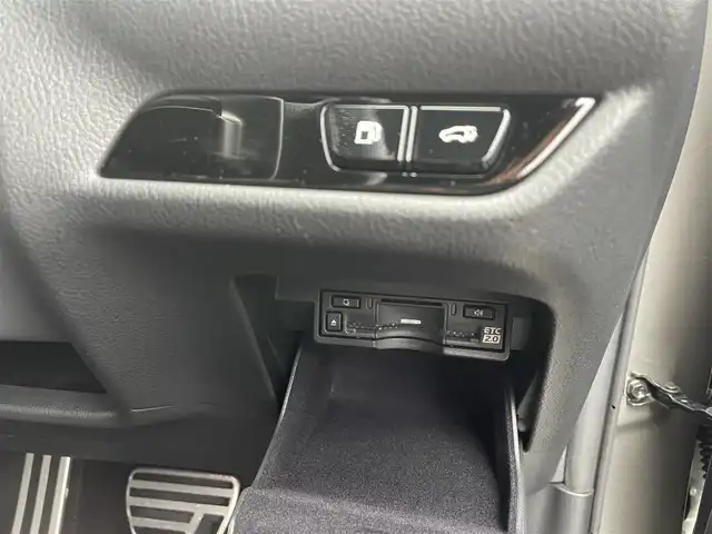 レクサス ＮＸ 450h+ Fスポーツ 富山県 2022(令4)年 4.5万km ソニックチタニウム パノラミックビューモニター/ブラックレザーシート/メーカーナビ/フルセグＴＶ/Bluetooth/DVD再生/レクサスセーフティシステム+/レーダークルーズコントロール/レーンキープアシスト/オートマチックハイビーム/クリアランスソナー/前席パワーシート/前席エアシート/全席シートヒーター/ビルトインETC２．０/ＡＣ１００Ｖ電源/LEDオートライト/ＬＥＤフォグライト