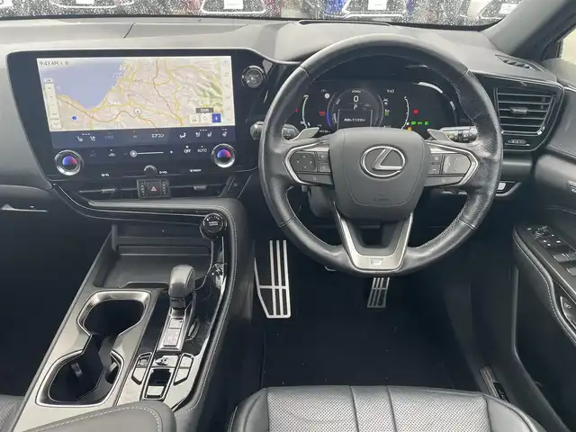 レクサス ＮＸ 450h+ Fスポーツ 富山県 2022(令4)年 4.5万km ソニックチタニウム パノラミックビューモニター/ブラックレザーシート/メーカーナビ/フルセグＴＶ/Bluetooth/DVD再生/レクサスセーフティシステム+/レーダークルーズコントロール/レーンキープアシスト/オートマチックハイビーム/クリアランスソナー/前席パワーシート/前席エアシート/全席シートヒーター/ビルトインETC２．０/ＡＣ１００Ｖ電源/LEDオートライト/ＬＥＤフォグライト