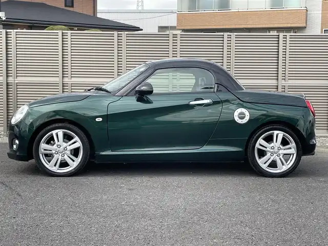 ダイハツ コペン セロS 千葉県 2022(令4)年 6.2万km ブリティッシュグリーンマイカ 純正メモリナビ（ＡＭ／ＦＭ／ＢＴ／フルセグ）　/プッシュスタート/ＥＴＣ　/バックカメラ　/ｍｏｍｏステアリング　/ハードトップ　/ＲＥＣＡＲＯシート/シートヒーター/MTモード付AT/パドルシフト/前後ドラレコ　/横滑り防止機能　/オートライト　/純正フロアマット