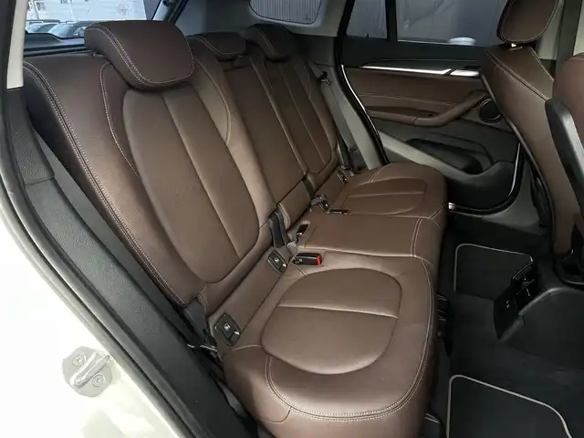 ＢＭＷ Ｘ１ xDrive 18d 長野県 2022(令4)年 0.6万km パール 4WD/ ハイラインパッケージ / ダコタレザーシート / モカ / コンフォートパッケージ/ シートヒーター / ACC / LKA / インテリジェントセーフティ / 純正ナビ / BT  / バックカメラ / クリアランスソナー / ドラレコ ミラー一体型ETC / パワーバックドア / 純正18AW