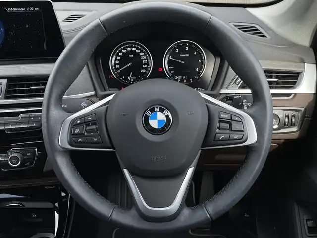 ＢＭＷ Ｘ１ xDrive 18d 長野県 2022(令4)年 0.6万km パール 4WD/ ハイラインパッケージ / ダコタレザーシート / モカ / コンフォートパッケージ/ シートヒーター / ACC / LKA / インテリジェントセーフティ / 純正ナビ / BT  / バックカメラ / クリアランスソナー / ドラレコ ミラー一体型ETC / パワーバックドア / 純正18AW