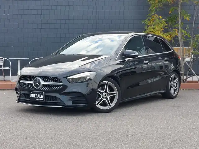 メルセデス・ベンツ Ｍ・ベンツ Ｂ２００ｄ AMGライン 滋賀県 2021(令3)年 3.4万km コスモスブラック 純正ナビ/フルセグTV/Bluetooth接続/バックカメラ/アダプティブクルーズコントロール/レーンキープアシスト/ブラインドスポットモニター/衝突被害軽減ブレーキ/純正18インチアルミホイール/シートヒーター/電動リアゲート/ハーフレーザーシート/コーナーセンサー/スマートキー/プッシュスタート