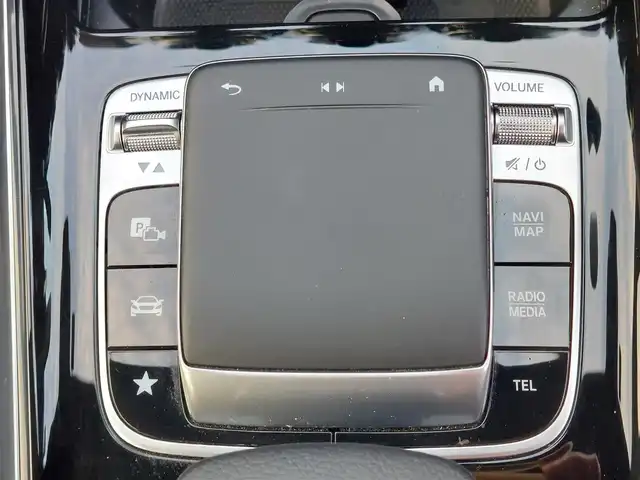 メルセデス・ベンツ Ｍ・ベンツ Ｂ２００ｄ AMGライン 滋賀県 2021(令3)年 3.4万km コスモスブラック 純正ナビ/フルセグTV/Bluetooth接続/バックカメラ/アダプティブクルーズコントロール/レーンキープアシスト/ブラインドスポットモニター/衝突被害軽減ブレーキ/純正18インチアルミホイール/シートヒーター/電動リアゲート/ハーフレーザーシート/コーナーセンサー/スマートキー/プッシュスタート