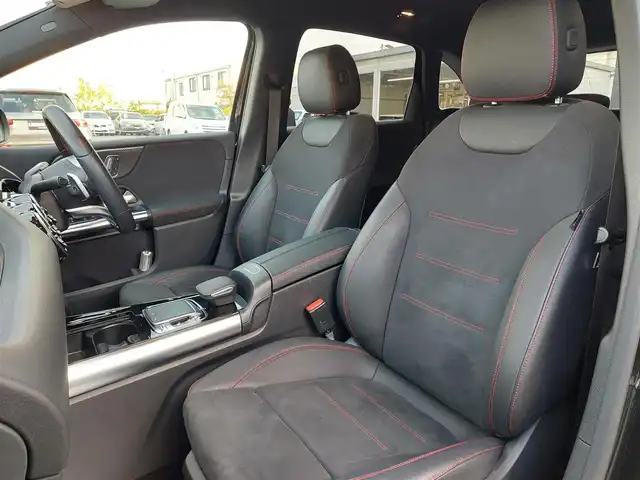 メルセデス・ベンツ Ｍ・ベンツ Ｂ２００ｄ AMGライン 滋賀県 2021(令3)年 3.4万km コスモスブラック 純正ナビ/フルセグTV/Bluetooth接続/バックカメラ/アダプティブクルーズコントロール/レーンキープアシスト/ブラインドスポットモニター/衝突被害軽減ブレーキ/純正18インチアルミホイール/シートヒーター/電動リアゲート/ハーフレーザーシート/コーナーセンサー/スマートキー/プッシュスタート