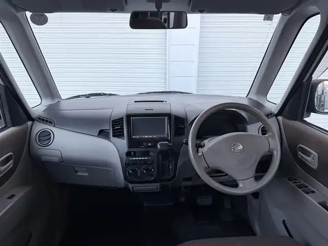 日産 ルークス E 高知県 2011(平23)年 4.3万km シルキーシルバーメタリック 純正ナビ/バックカメラ/スペアキー/AC/TV/純正フロアマット/両側スライドドア/ABS/Wエアバッグ/スマートキー/保証書/記録簿/取扱説明書