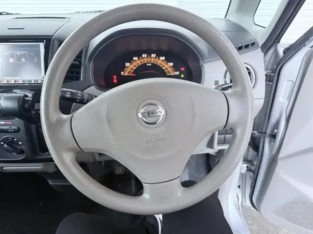 日産 ルークス E 高知県 2011(平23)年 4.3万km シルキーシルバーメタリック 純正ナビ/バックカメラ/スペアキー/AC/TV/純正フロアマット/両側スライドドア/ABS/Wエアバッグ/スマートキー/保証書/記録簿/取扱説明書