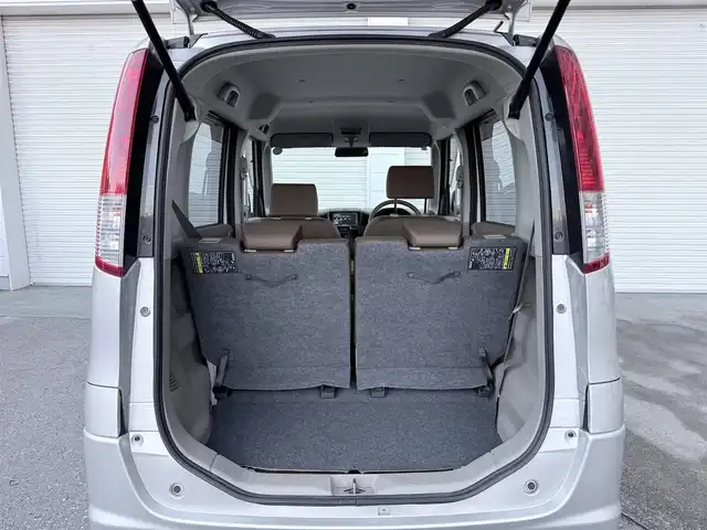 日産 ルークス E 高知県 2011(平23)年 4.3万km シルキーシルバーメタリック 純正ナビ/バックカメラ/スペアキー/AC/TV/純正フロアマット/両側スライドドア/ABS/Wエアバッグ/スマートキー/保証書/記録簿/取扱説明書