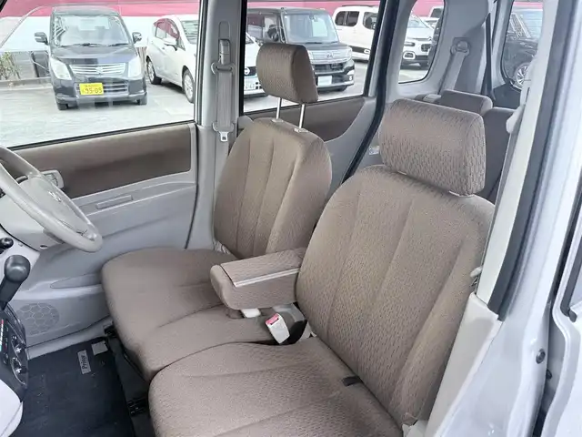 日産 ルークス E 高知県 2011(平23)年 4.3万km シルキーシルバーメタリック 純正ナビ/バックカメラ/スペアキー/AC/TV/純正フロアマット/両側スライドドア/ABS/Wエアバッグ/スマートキー/保証書/記録簿/取扱説明書