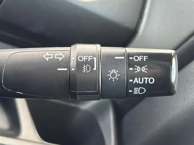 ホンダ Ｎ ＢＯＸ カスタム G L ホンダセンシング 茨城県 2017(平29)年 8.3万km プレミアムホワイトパールⅡ 純正ナビ/　(AM/FM/CD/DVD/USB/ワンセグTV)/バックカメラ/ドライブレコーダー/クルーズコントロール/片側パワースライドドア/ETC/LEDヘッドライト/後席モニター/純正アルミホイール/レーンキープアシスト/オートライト/パワーステアリング/W+サイドエアバック