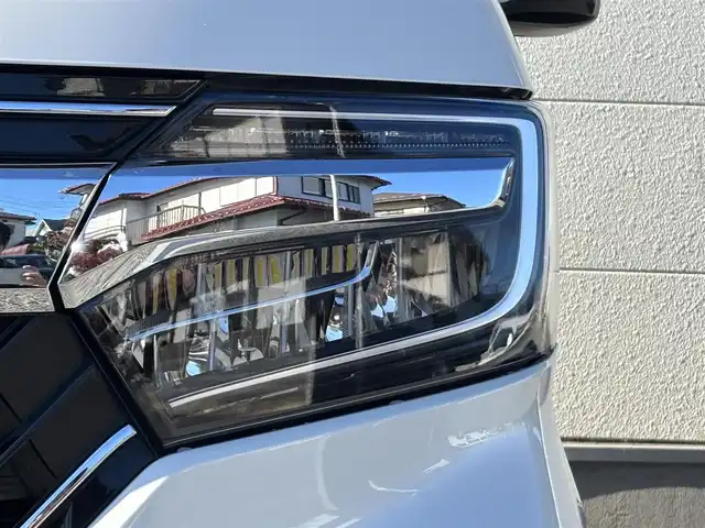 ホンダ Ｎ ＢＯＸ カスタム G L ホンダセンシング 茨城県 2017(平29)年 8.3万km プレミアムホワイトパールⅡ 純正ナビ/　(AM/FM/CD/DVD/USB/ワンセグTV)/バックカメラ/ドライブレコーダー/クルーズコントロール/片側パワースライドドア/ETC/LEDヘッドライト/後席モニター/純正アルミホイール/レーンキープアシスト/オートライト/パワーステアリング/W+サイドエアバック