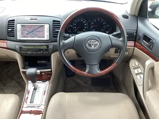 トヨタ プレミオ F Lパッケージ プレミアムED 京都府 2004(平16)年 9.3万km シルバーM ワンオーナー/純正ＨＤＤナビ/ETC/HIDヘッドライト/フロントフォグ/キーレスエントリー/ウッド調コンビハンドル/ウッド調パネル/スペアキー/新車保証書/取扱説明書
