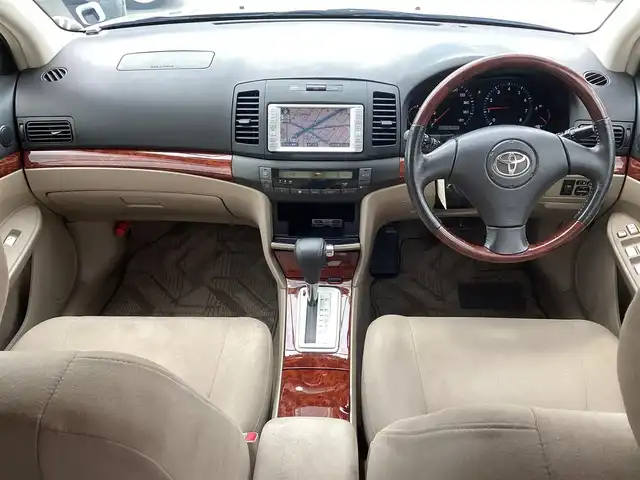 トヨタ プレミオ F Lパッケージ プレミアムED 京都府 2004(平16)年 9.3万km シルバーM ワンオーナー/純正ＨＤＤナビ/ETC/HIDヘッドライト/フロントフォグ/キーレスエントリー/ウッド調コンビハンドル/ウッド調パネル/スペアキー/新車保証書/取扱説明書