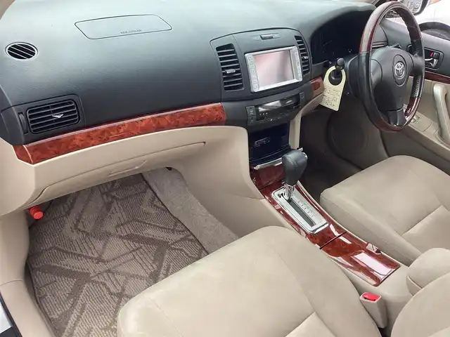 トヨタ プレミオ F Lパッケージ プレミアムED 京都府 2004(平16)年 9.3万km シルバーM ワンオーナー/純正ＨＤＤナビ/ETC/HIDヘッドライト/フロントフォグ/キーレスエントリー/ウッド調コンビハンドル/ウッド調パネル/スペアキー/新車保証書/取扱説明書