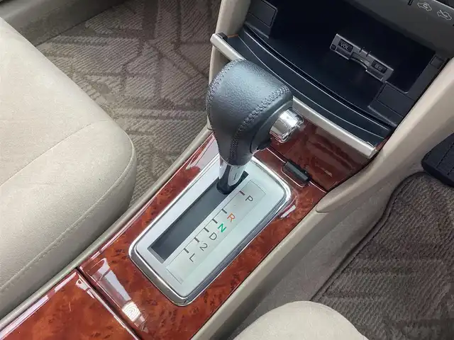 トヨタ プレミオ F Lパッケージ プレミアムED 京都府 2004(平16)年 9.3万km シルバーM ワンオーナー/純正ＨＤＤナビ/ETC/HIDヘッドライト/フロントフォグ/キーレスエントリー/ウッド調コンビハンドル/ウッド調パネル/スペアキー/新車保証書/取扱説明書