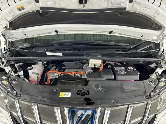 トヨタ アルファードハイブリット SR Cパッケージ 佐賀県 2023(令5)年 1.4万km ホワイトパールクリスタルシャイン メーカーオプション10.5インチナビ/（フルセグTV.CD.DVD.Bluetooth）/モデリスタエアロ/サンルーフ/JBLプレミアムサウンド/3眼LEDヘッドライト/衝突被害軽減システム/全方位バックカメラ/ブラインドスポットモニター/レーダークルーズコントロール/パーキングサポートブレーキ/ロードサインアシスト/レーンキープアシスト/アドバンスドパーク（高度駐車支援システム）/オートマチックハイビーム/オートライト/デジタルインナールームミラー/前後ドライプレコーダー/両側パワースライドドア/ステアリングヒーター/ビルトインET2.0/運転席・助手席パワーシート/運転席・助手席シートヒーター/運転席・助手席エアシート/メモリーシート/合皮シート/後席サンシェード