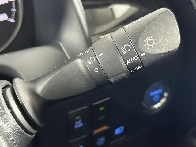 トヨタ アルファードハイブリット SR Cパッケージ 佐賀県 2023(令5)年 1.4万km ホワイトパールクリスタルシャイン メーカーオプション10.5インチナビ/（フルセグTV.CD.DVD.Bluetooth）/モデリスタエアロ/サンルーフ/JBLプレミアムサウンド/3眼LEDヘッドライト/衝突被害軽減システム/全方位バックカメラ/ブラインドスポットモニター/レーダークルーズコントロール/パーキングサポートブレーキ/ロードサインアシスト/レーンキープアシスト/アドバンスドパーク（高度駐車支援システム）/オートマチックハイビーム/オートライト/デジタルインナールームミラー/前後ドライプレコーダー/両側パワースライドドア/ステアリングヒーター/ビルトインET2.0/運転席・助手席パワーシート/運転席・助手席シートヒーター/運転席・助手席エアシート/メモリーシート/合皮シート/後席サンシェード