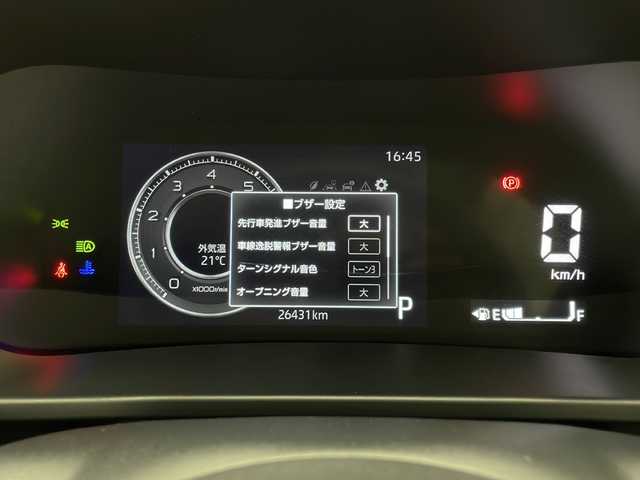 トヨタ ライズ Z 宮崎県 2020(令2)年 2.7万km シャイニングホワイトパール 禁煙車/トヨタセーフティセンス/純正9型ディスプレイオーディオナビTV/（AppleCarPlay/HDMI/Bluetooth/フルセグTV)/純正モデリスタエアロ/純正セキュリティアラーム/純正LEDオートライト/純正LEDフォグ/純正17インチアルミ/純正フロアマット/社外ドライブレコーダー/アダプティブクルーズコントロール/プリクラッシュセーフティ/レーンディパーチャーアラート/オートマチックハイビーム/クリアランスソナー/ブラインドスポットモニター/オートエアコン/前席シートヒーター/本革巻ハンドル/スマートキー/プッシュエンジンスタート