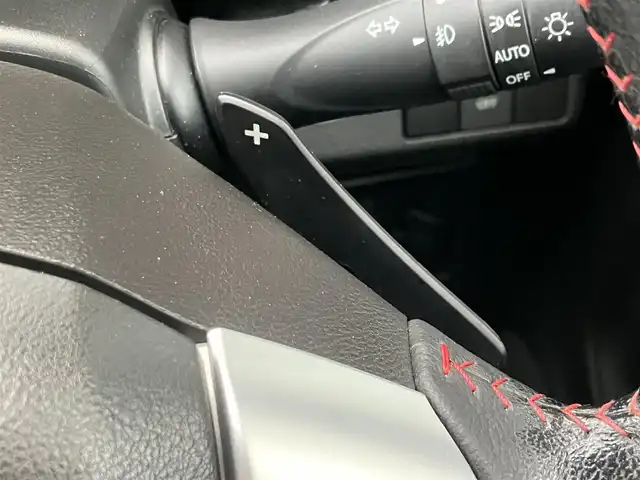 スズキ アルト ターボRS 道南・函館 2017(平29)年 5.5万km パールホワイト /ターボ車//レーダーブレーキサポート//社外ナビ/ (フルセグTV/DVD/CD/SD/BT/iPod/FM/AM)//バックカメラ//革巻きステアリング//パドルシフト//前席シートヒーター//アイドリングストップ//横滑り防止//HIDヘッドライト//フォグランプ//プッシュスタート//スマートキー//ETC//ドライブレコーダー（前方）